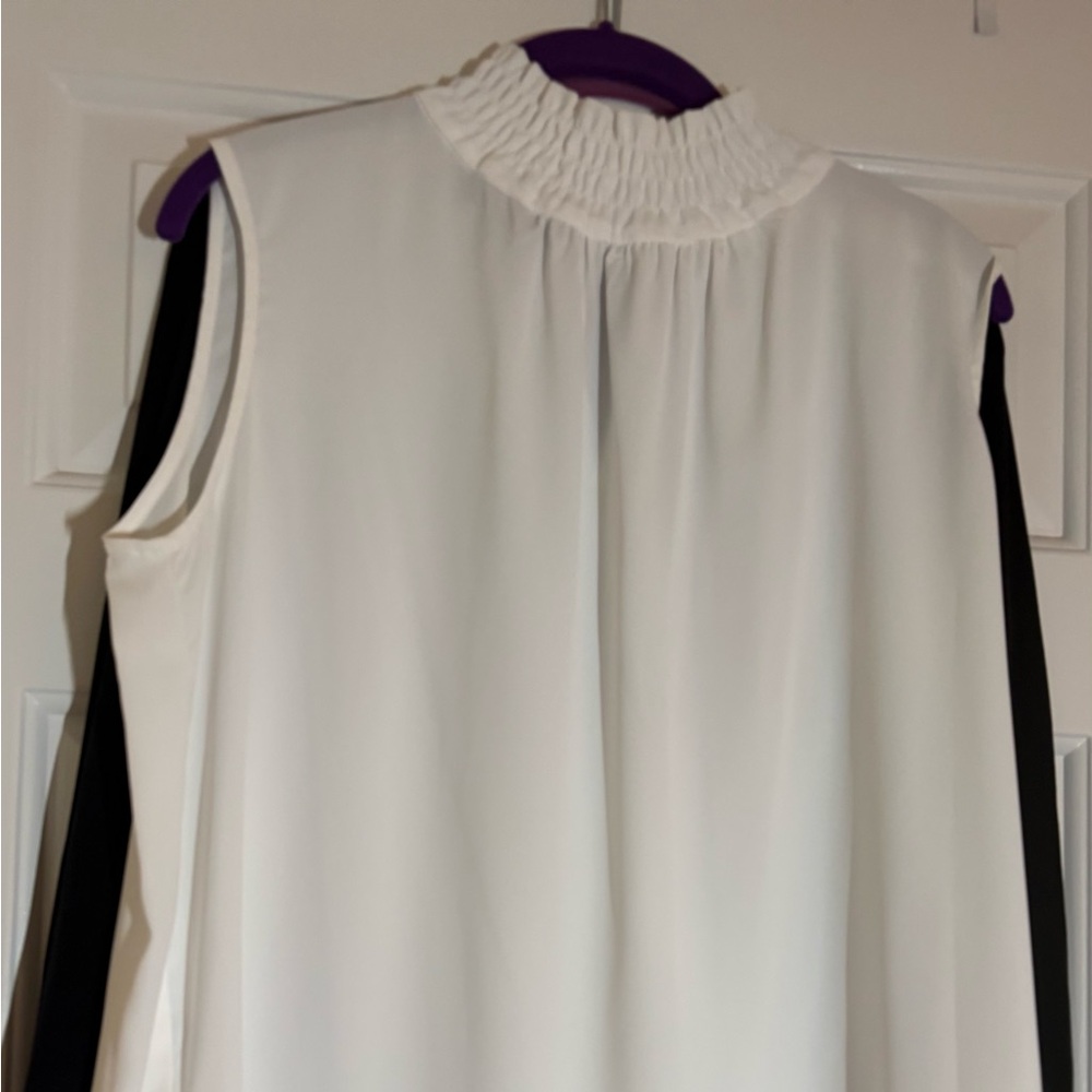 Ming Wang White Sleeveless Top